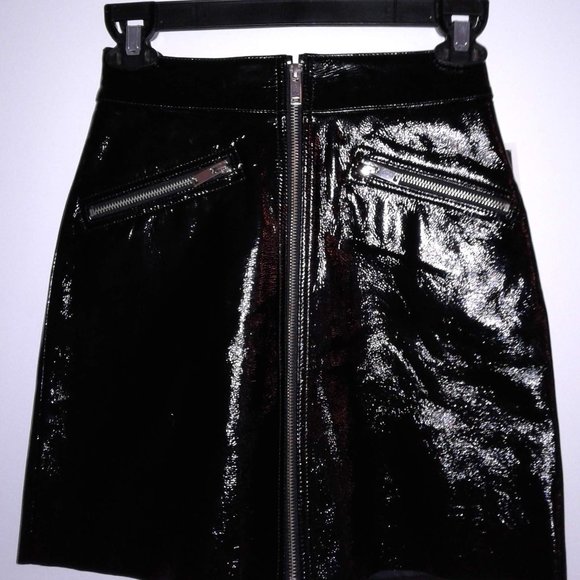 ✨Host Pick✨ Maje patent leather skirt - Picture 4 of 5